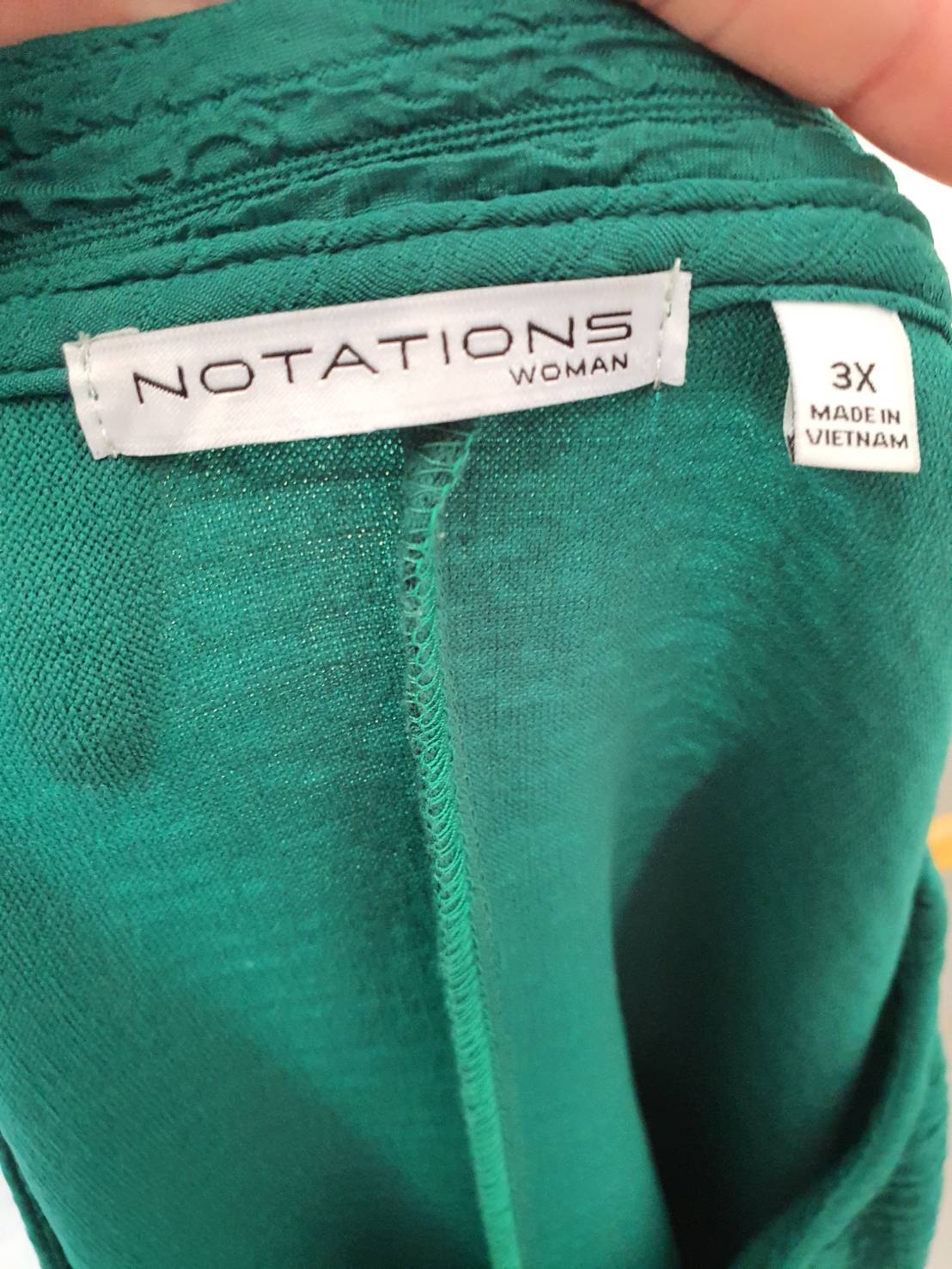 FF05141 เสื้อผ้ามือสอง สีเขียว แบรนด์ NOTATIONS อก 52-56 นิ้ว