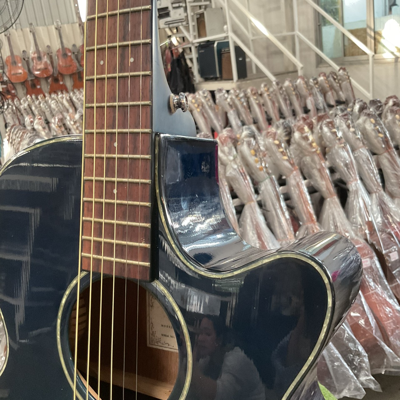 กีต้าร์โปร่งไฟฟ้า Cort : SFX E TBB