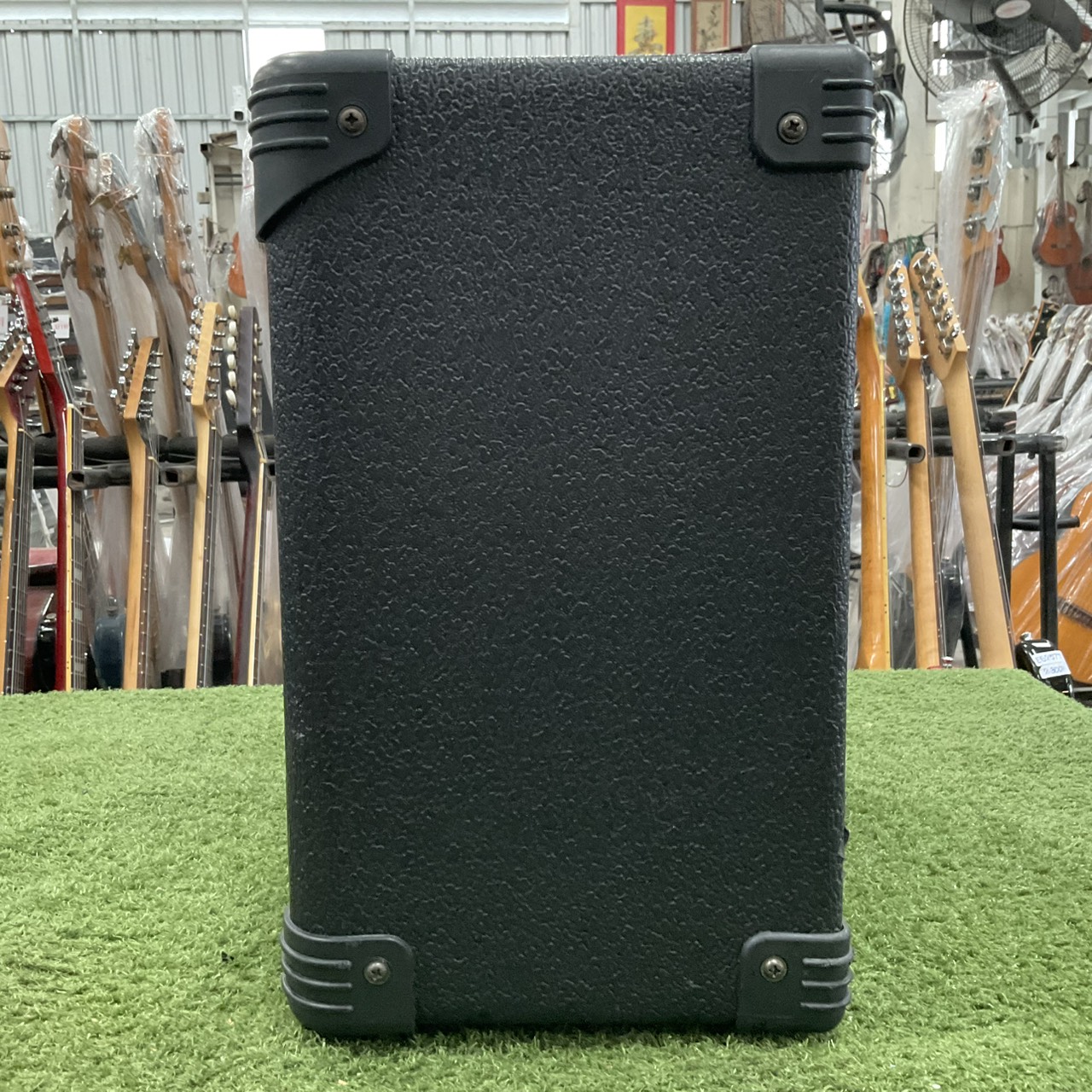 แอมป์กีต้าร์ Louis : LGA-15