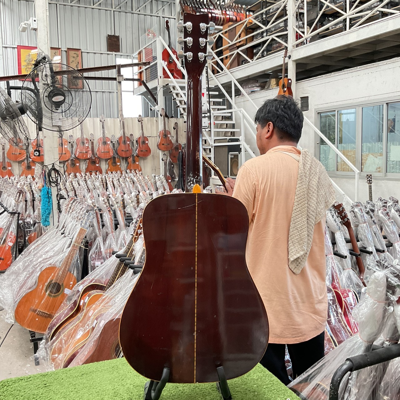 กีต้าร์โปร่ง YAMAHA : FG-151