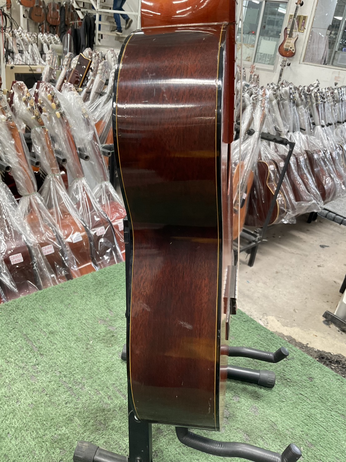 กีต้าร์คลาสสิค YAMAHA : G-70D