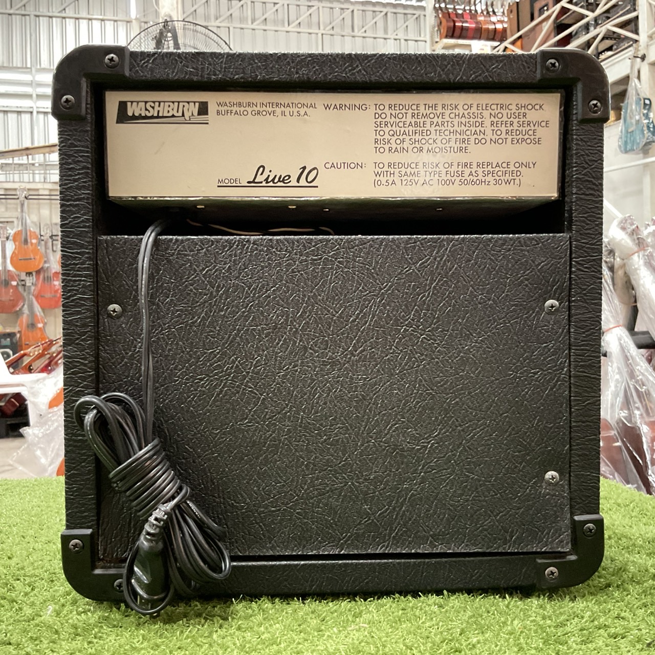 แอมป์กีต้าร์ WASHBURN : Live 10