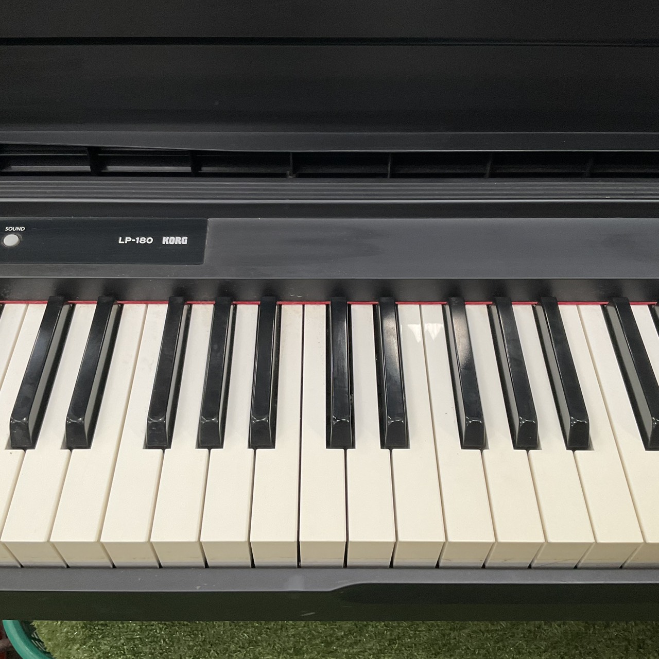 เปียโน KORG : LP-180