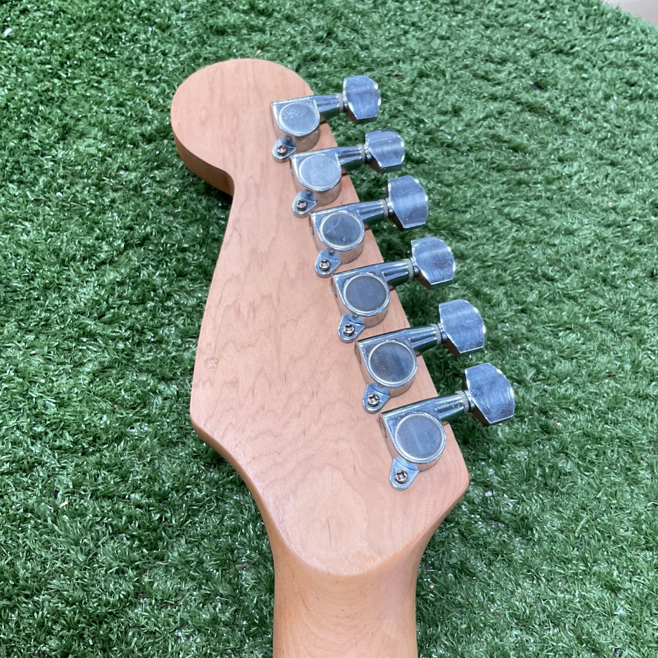 กีต้าร์ไฟฟ้า PHOTO GENIC