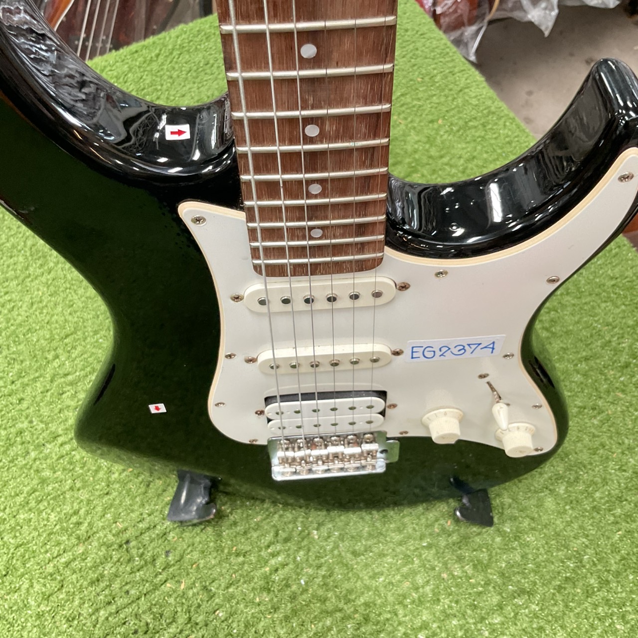 กีต้าร์ไฟฟ้า YAMAHA :EG-112