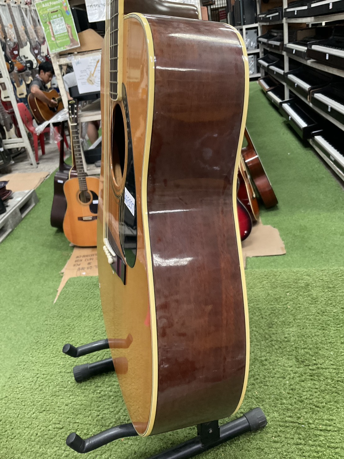 กีต้าร์โปร่ง YAMAHA : FG-420A