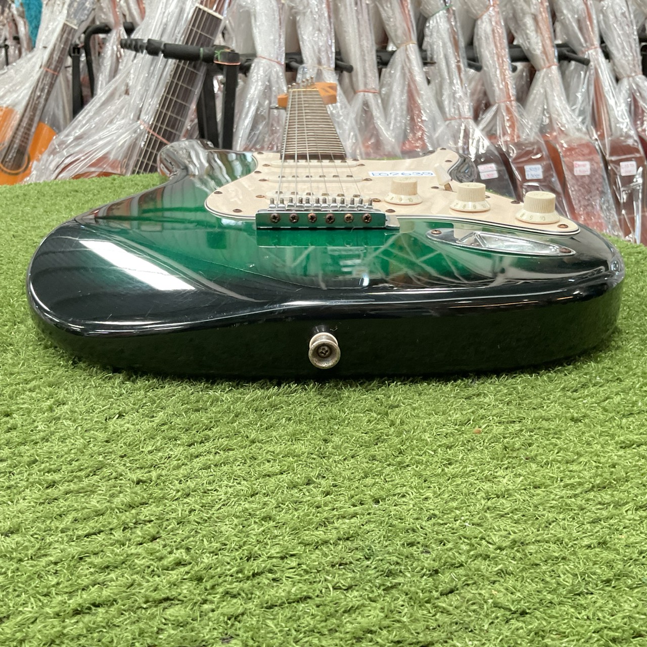 กีต้าร์ไฟฟ้า SELDER