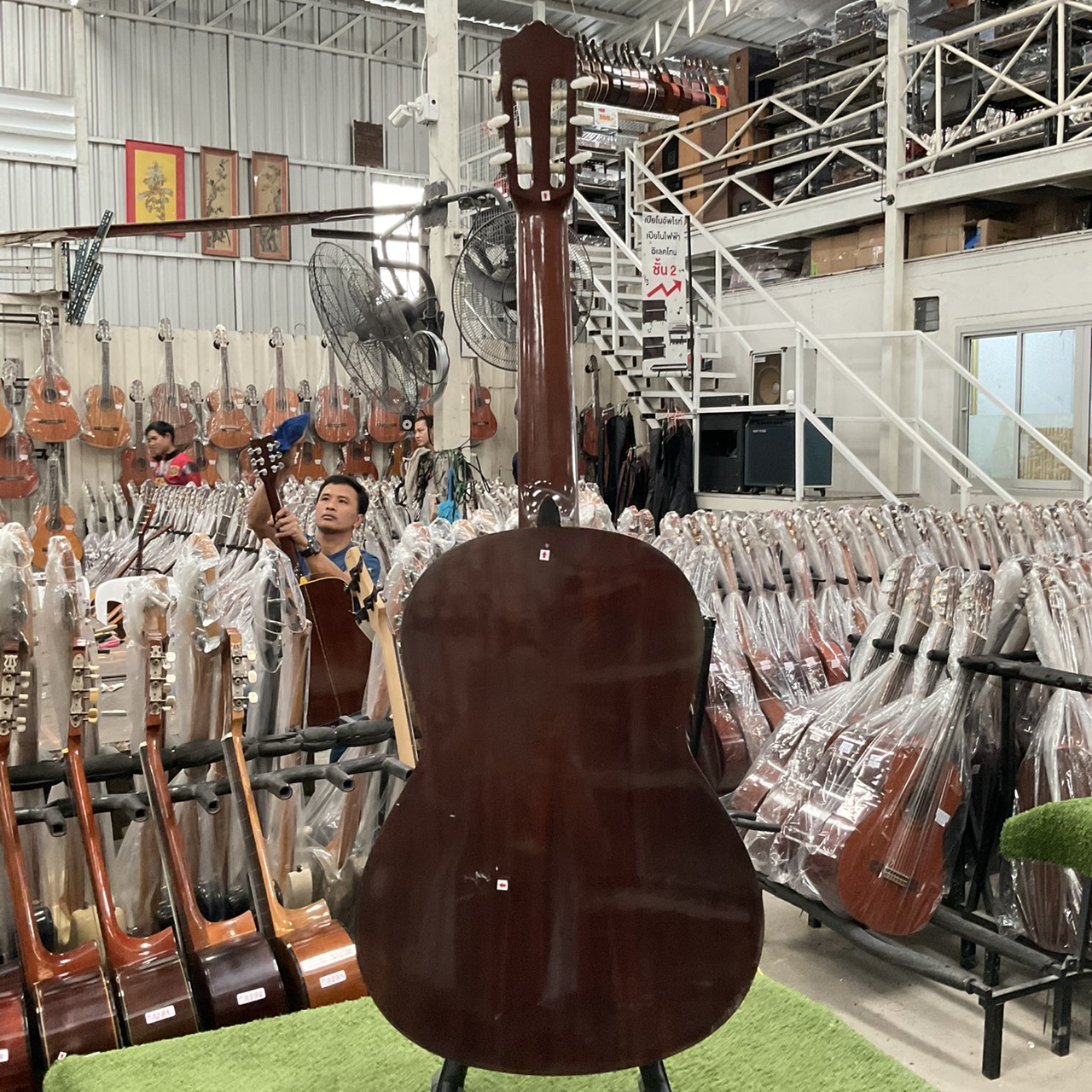 กีต้าร์คลาสสิค YAMAHA : C-320