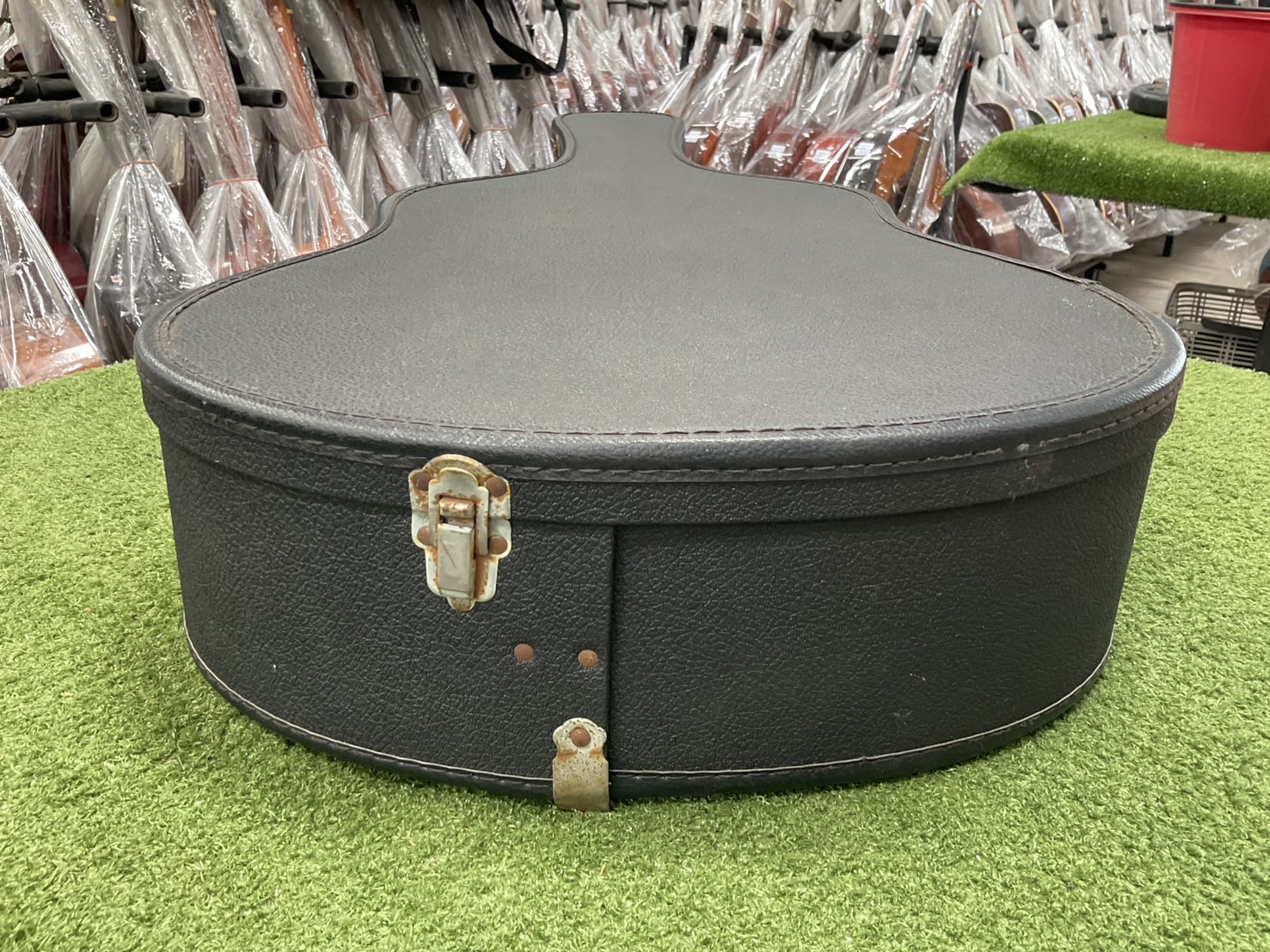 กล่องเคสกีต้าร์คลาสสิค