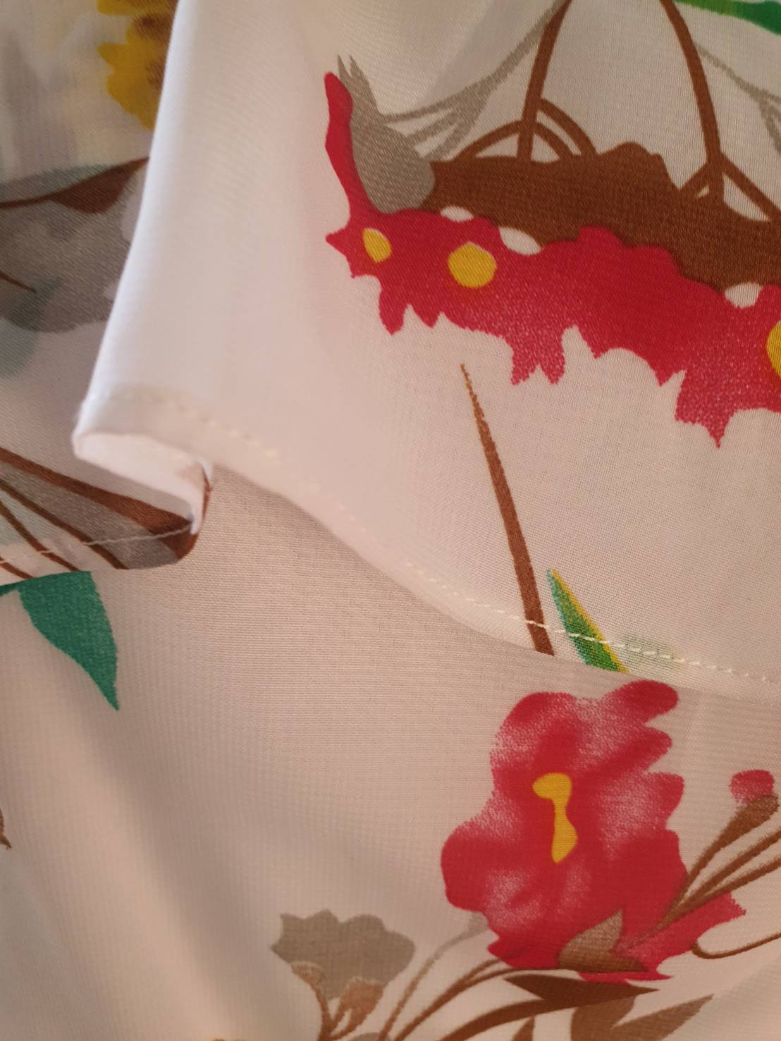 FF05911 เดรสแฟชั่น ชีฟอง ลายดอกไม้ แบรนด์ Christian Lacroix อก 36 นิ้ว
