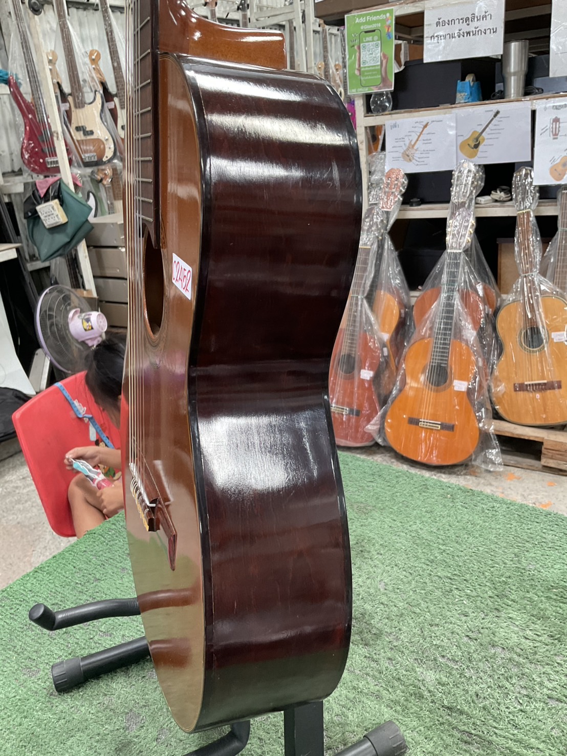 กีต้าร์คลาสสิค ZEN-ON GUT : No.60