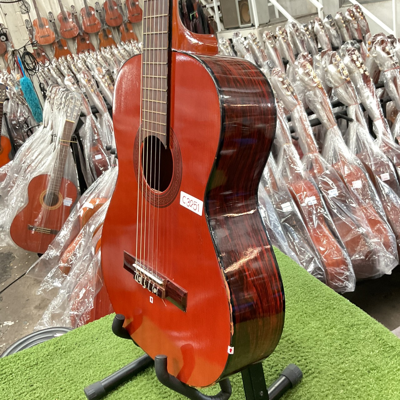 กีต้าร์คลาสสิค PRAIRIE