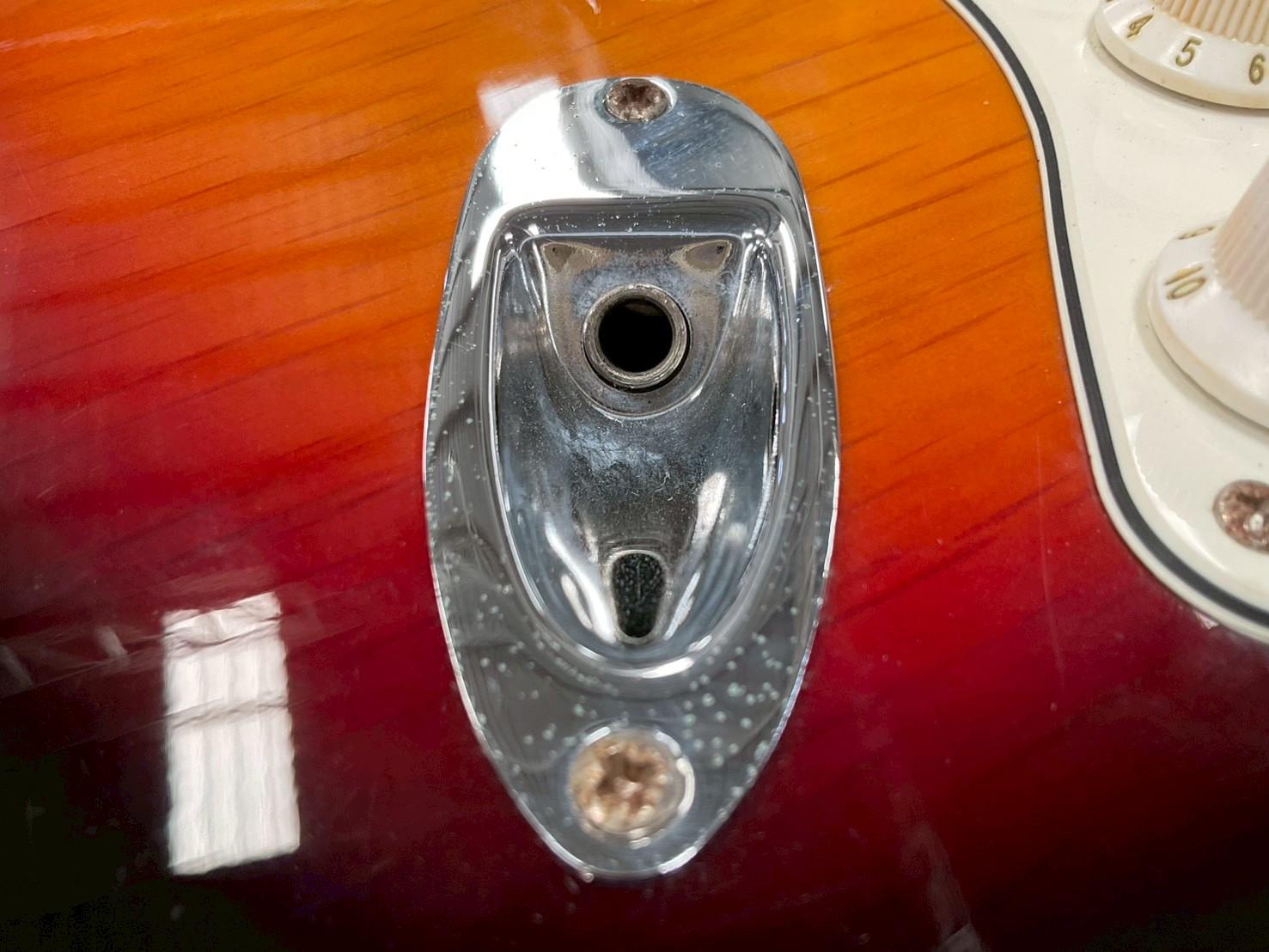 กีต้าร์ไฟฟ้า Legend