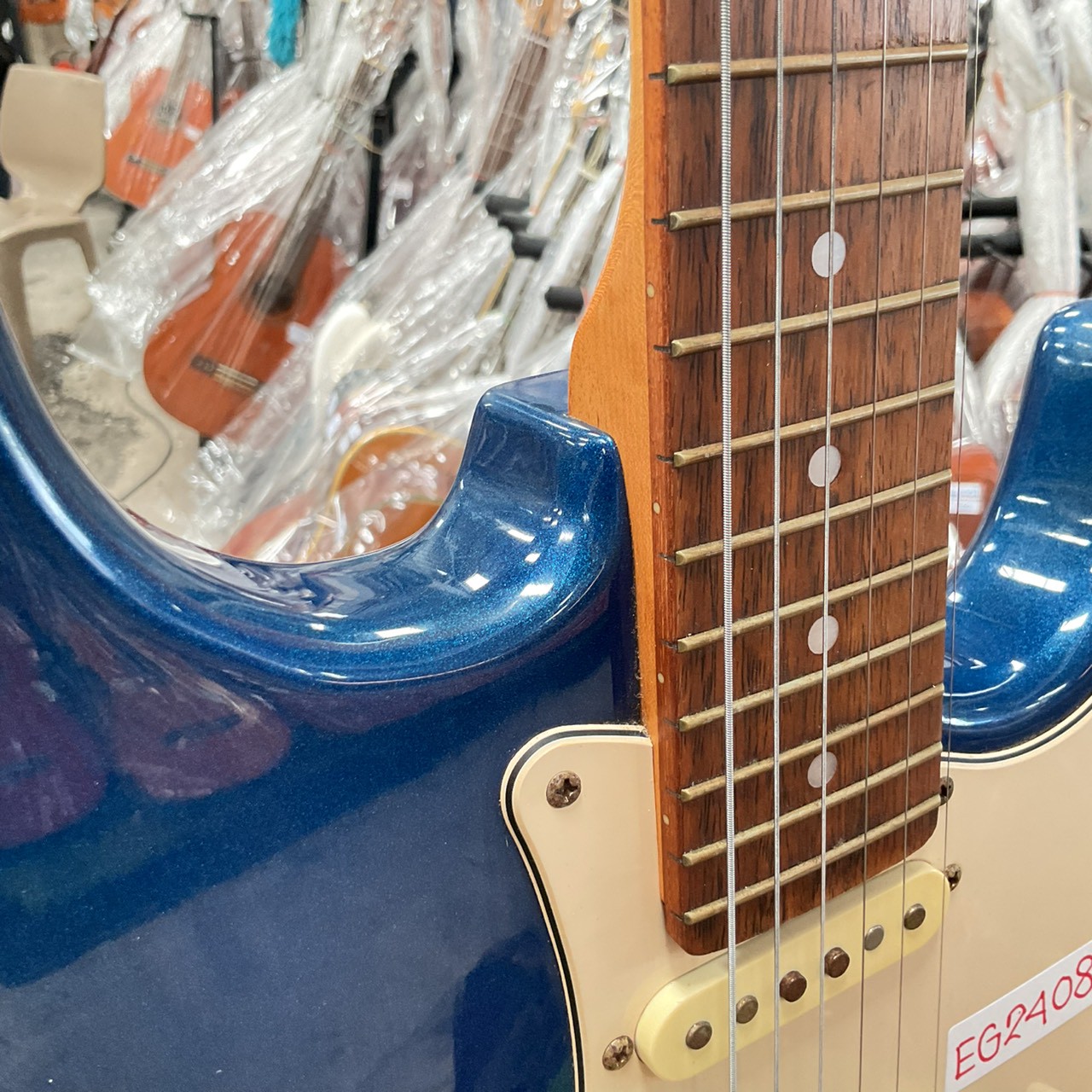 กีต้าร์ไฟฟ้า Legend