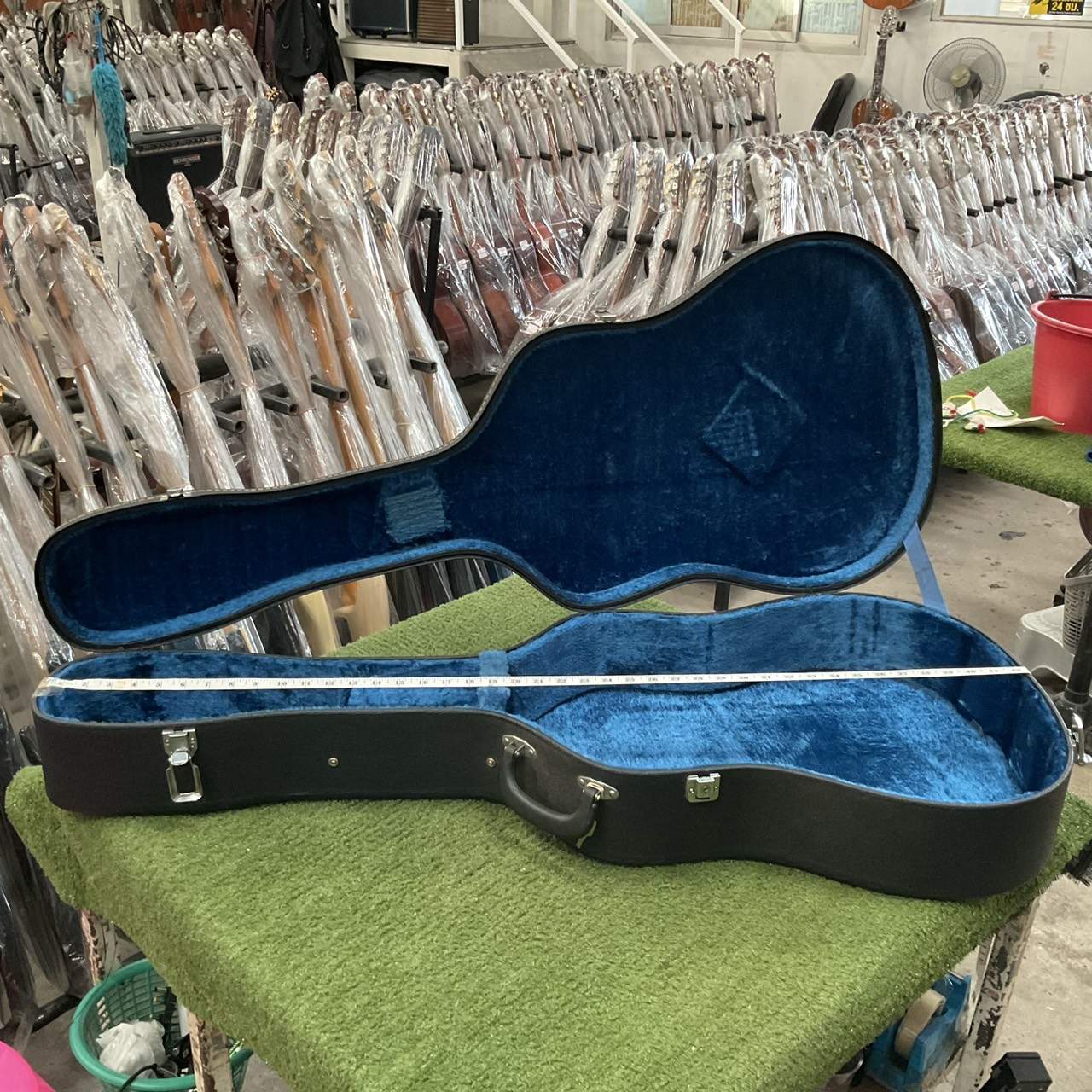 กล่องเคสกีต้าร์โปร่ง