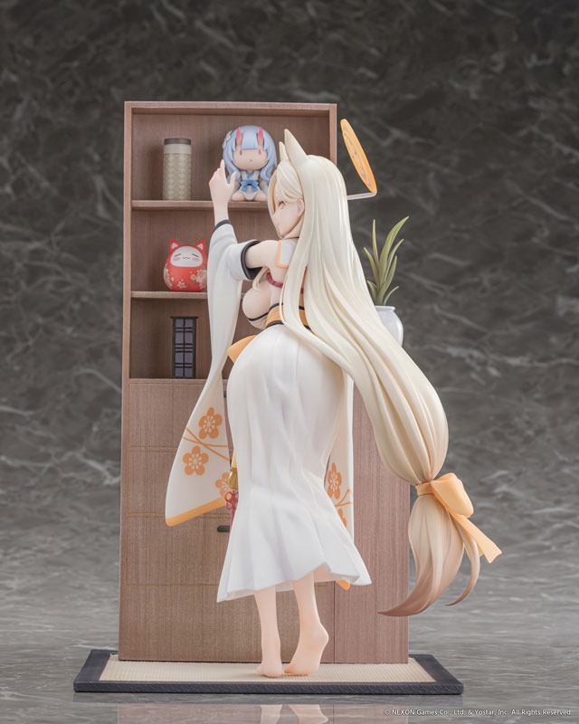Blue Archive Kaho Memorial Lobby Ver. 1/7 Complete Figure(Pre-order)