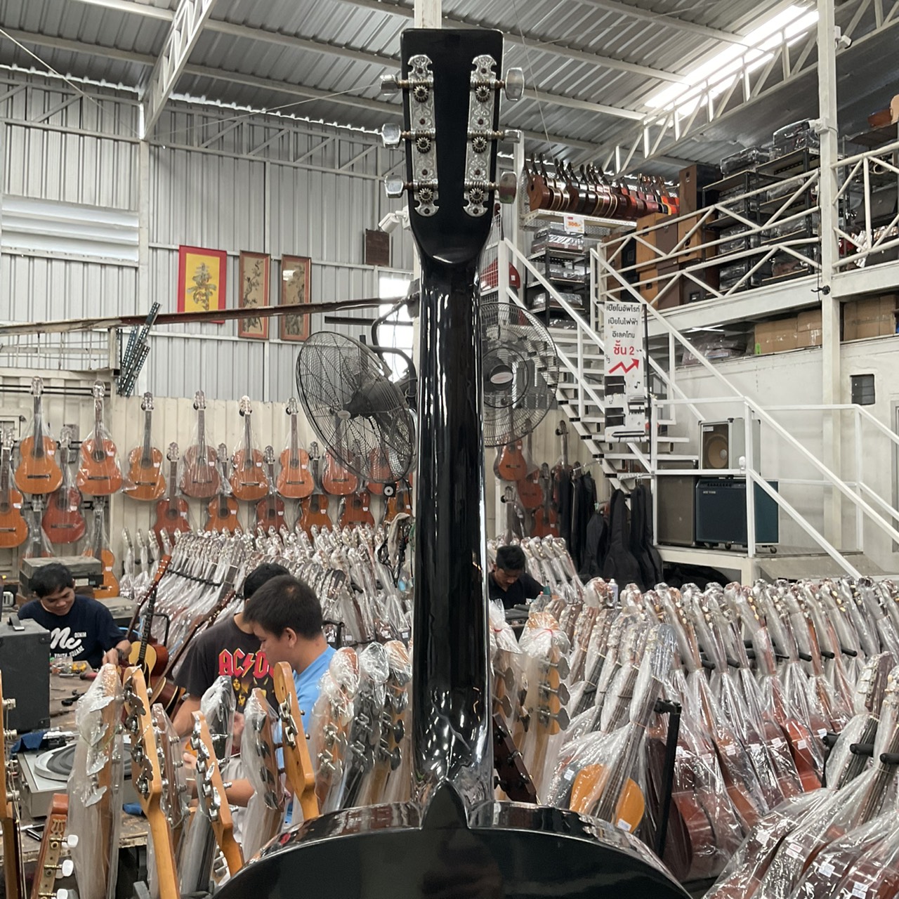 กีต้าร์โปร่ง Legend : LAW-20G/BK