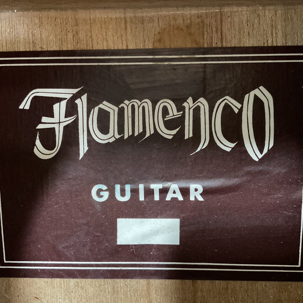 กีต้าร์โปร่ง Flamenco