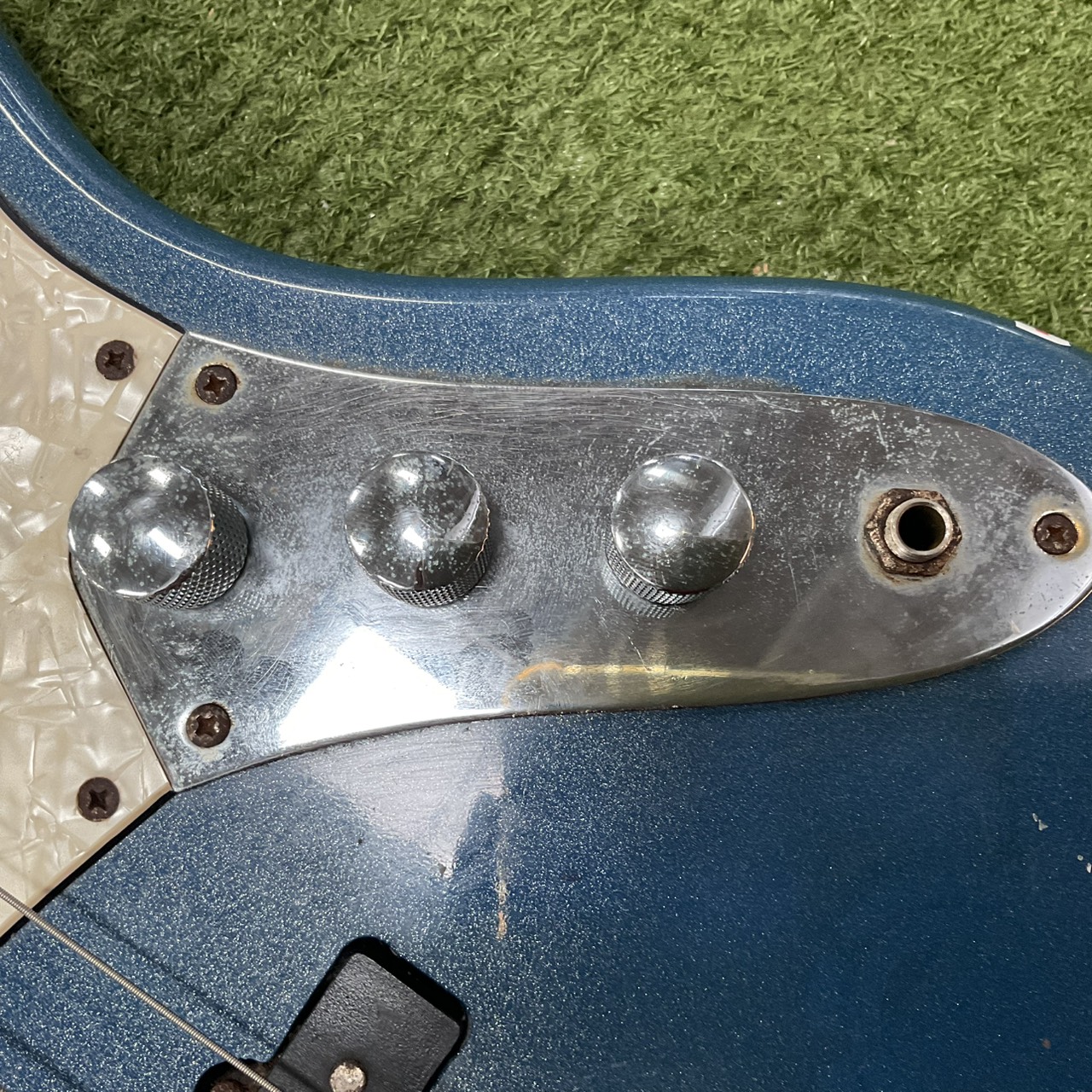 กีต้าร์เบส JAGARD