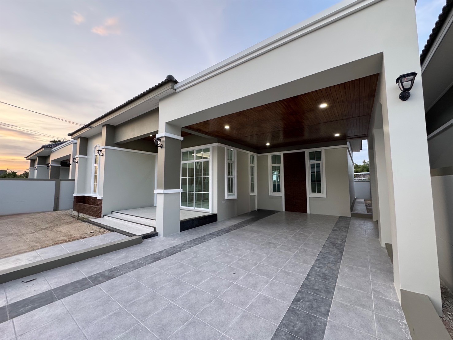 ทักด่วน‼️ หลังสุดท้ายของโครงการ บ้านเดี่ยวโรงโป๊ะ ตะเคียนเตี้ย สี่แยกสังกะเปียว 𝟯 ห้องนอน 𝟮 ห้องน้ำ 𝟮 ที่จอดรถ #บ้านมือ1