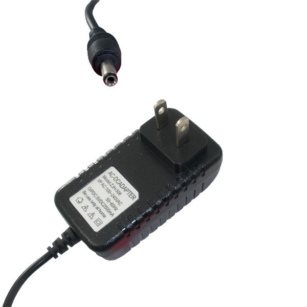 Adapter Tablet 5V/2.5A (3.5*1.35mm)