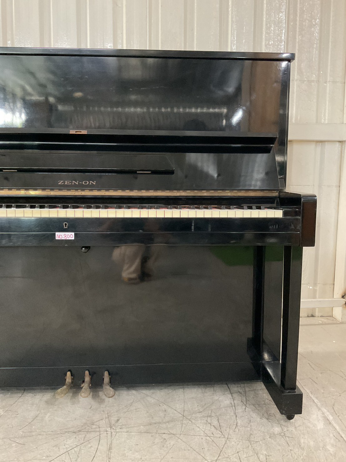 เปียโนอัพไลท์ ZEN-ON : UZ-235