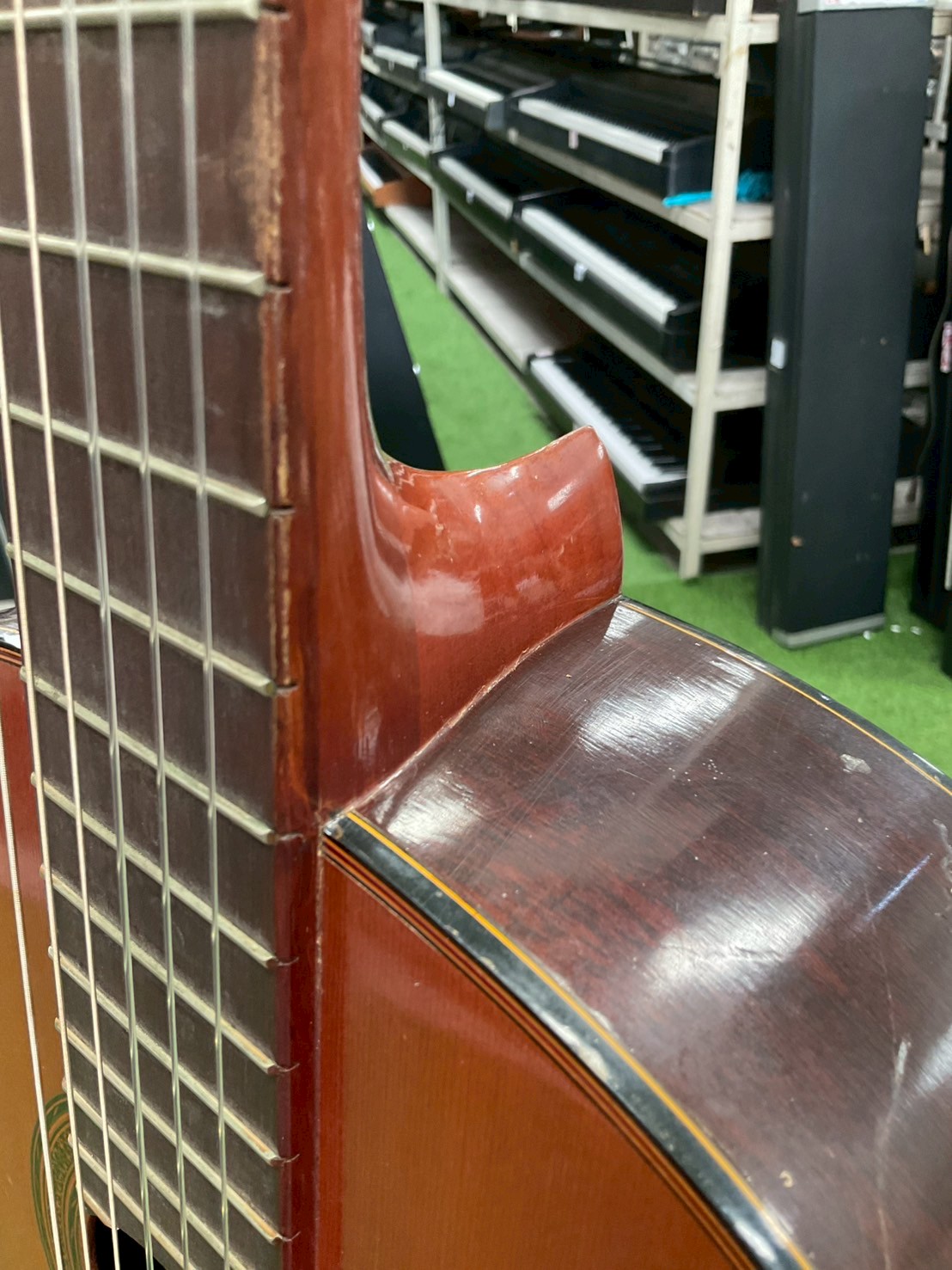 กีต้าร์คลาสสิค YAMAHA : G-70D