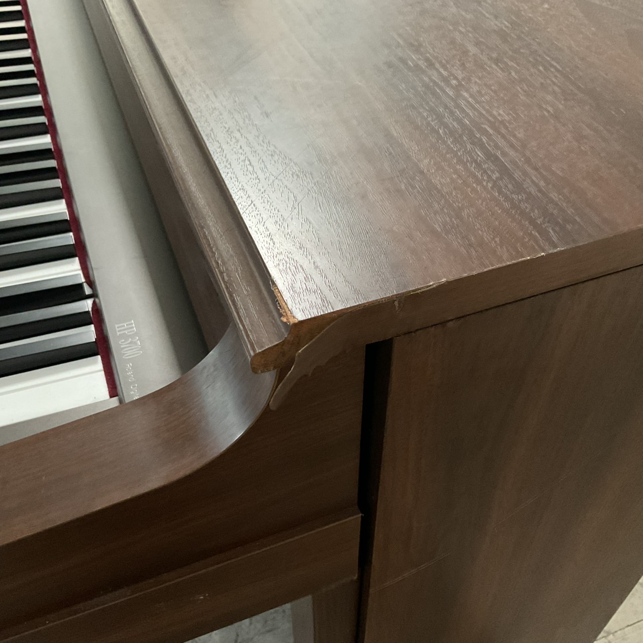 เปียโน Roland : HP-3700