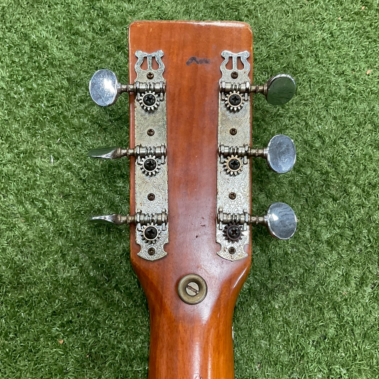 กีต้าร์โปร่ง Hamox : F-85