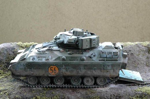 โมเดลรถถังทามิย่า ขนาด 1/35 Tamiya TA35132 U.S. M2 Bradley IFV