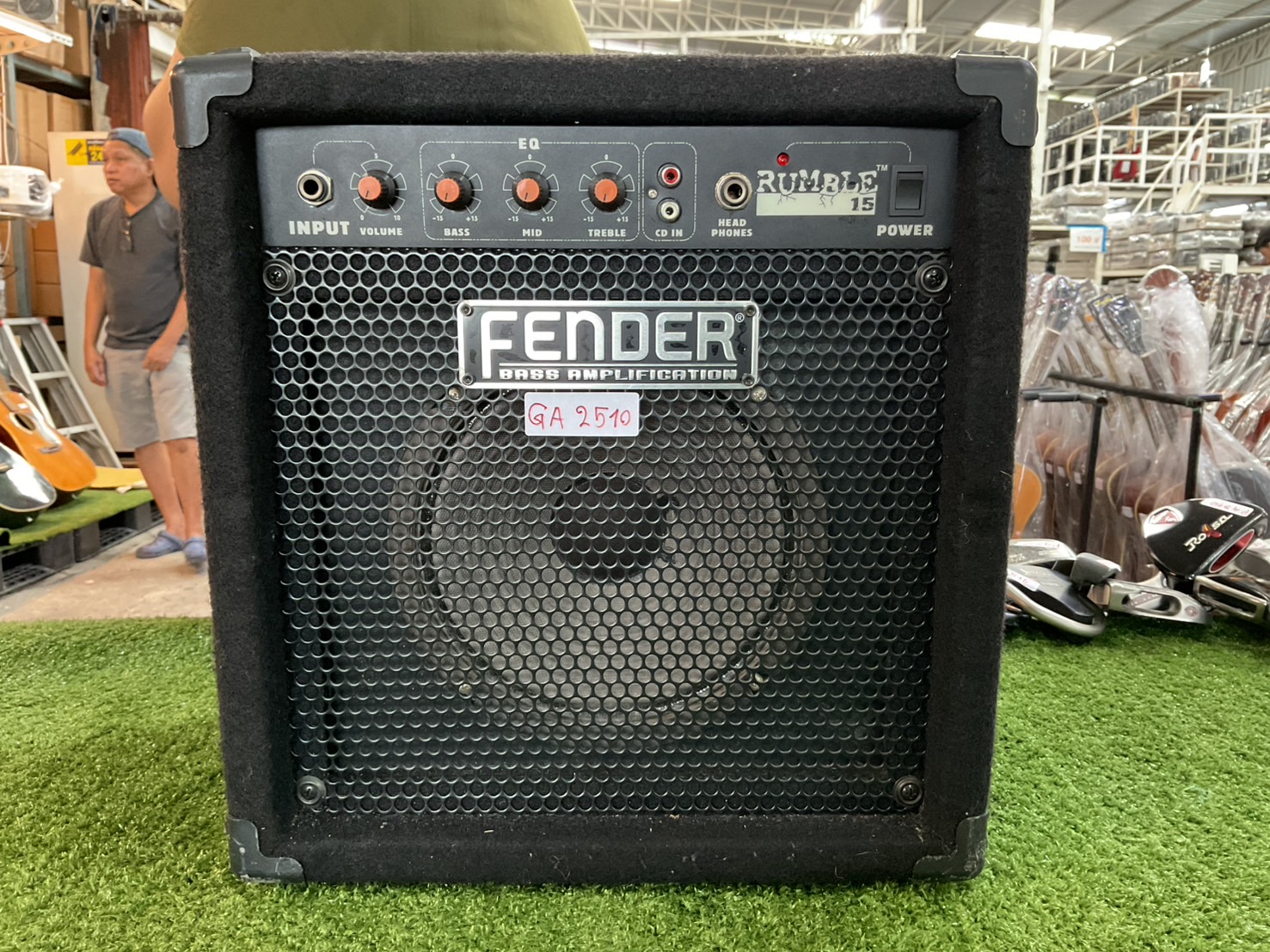 แอมป์เบส FENDER : RUMBLE 15