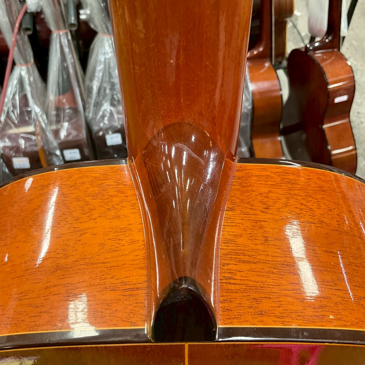 กีต้าร์คลาสสิค Abe : No.320