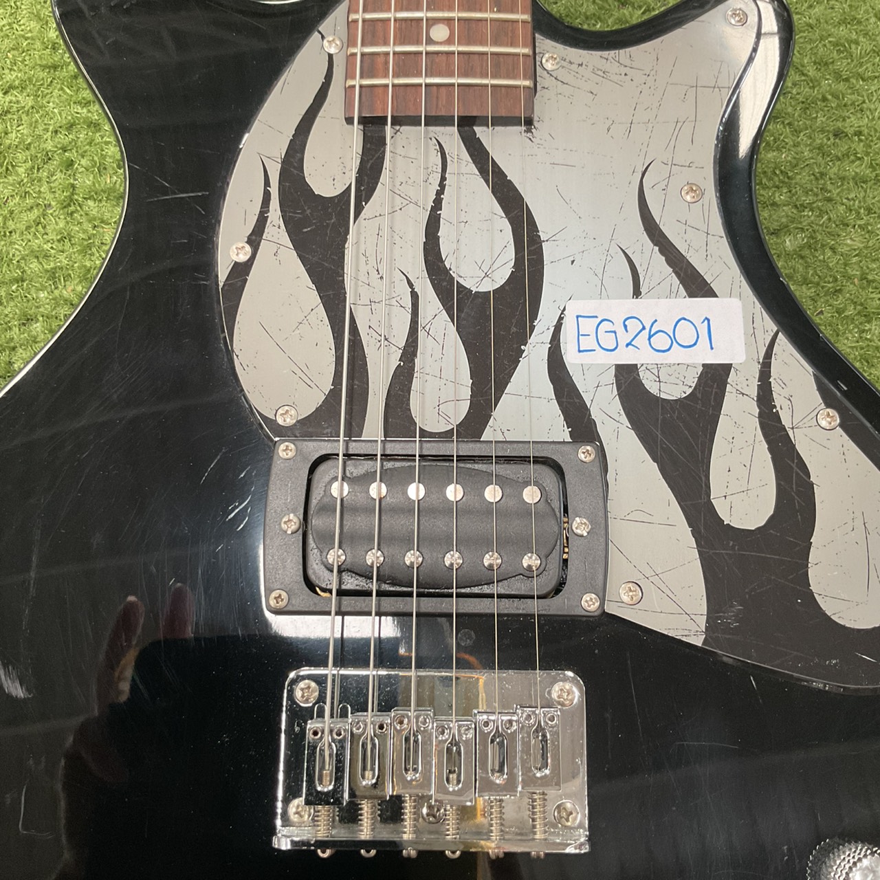 กีต้าร์ไฟฟ้า FIRST ACT : ME1980