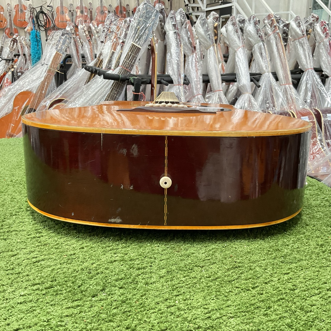 กีต้าร์โปร่ง YAMAHA : FG-151