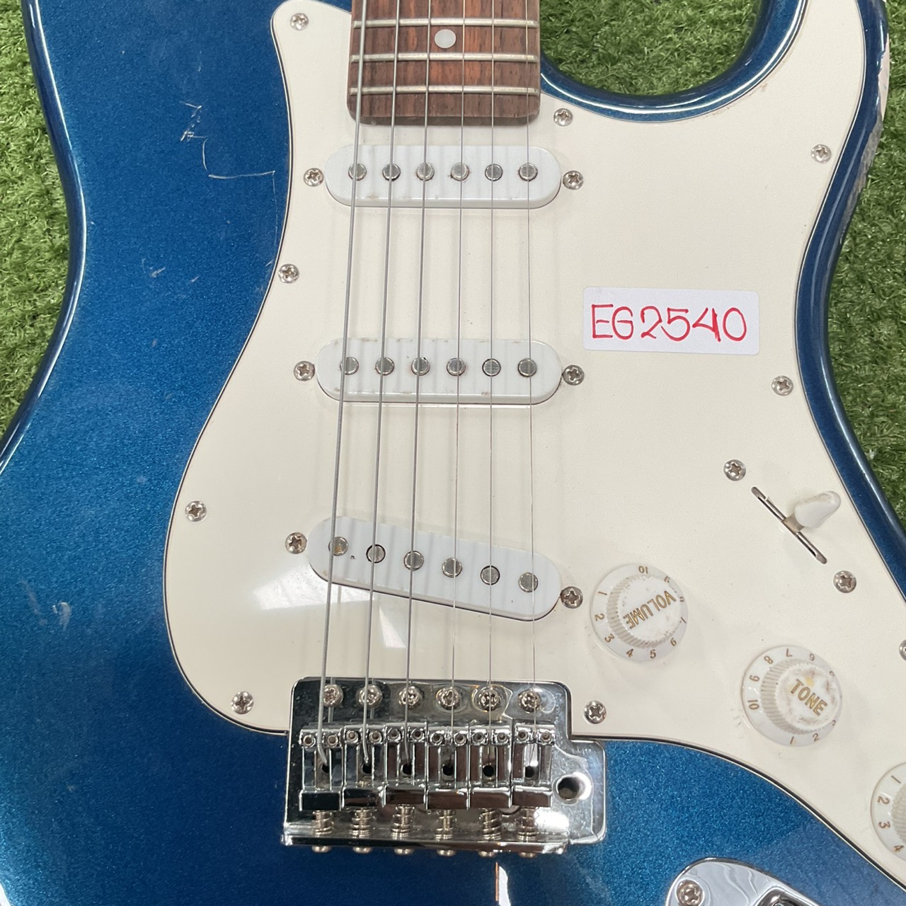 กีต้าร์ไฟฟ้า Legend