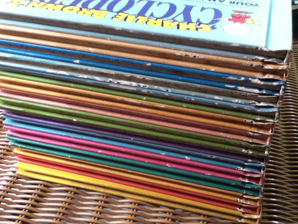 CHARLIE BROWN'S 'CYCLOPEDIA Volume 1-15