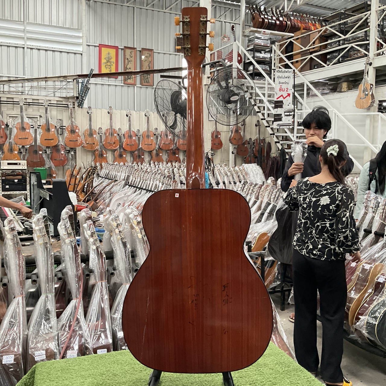 กีต้าร์โปร่ง Hotta : No.80