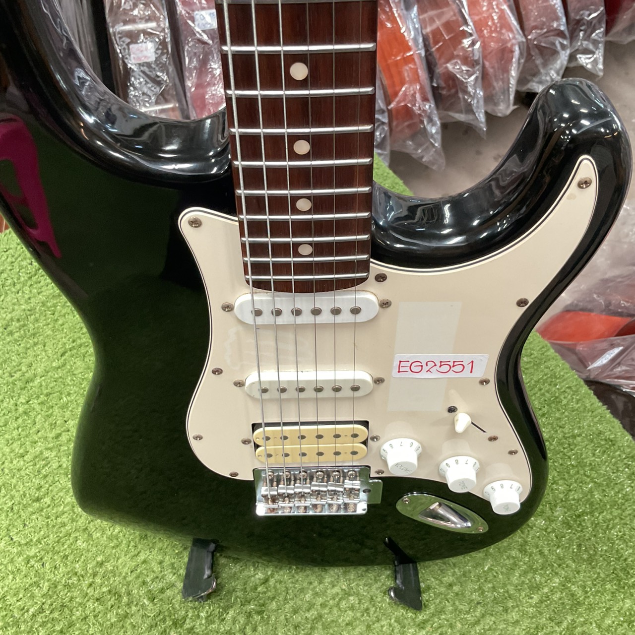 กีต้าร์ไฟฟ้า BUSKER'S