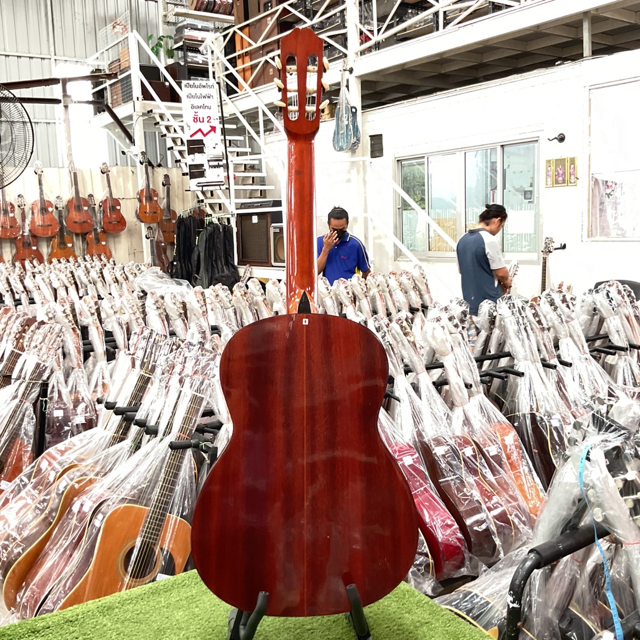 กีต้าร์คลาสสิค Grand Raforet : No.100