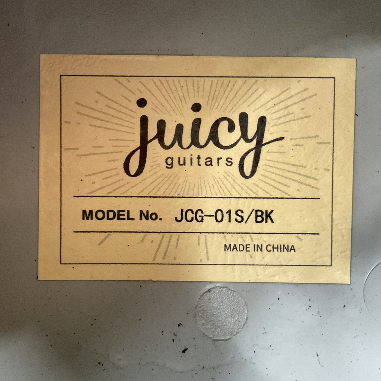 กีต้าร์โปร่ง Juicy : JCG-01S/BK