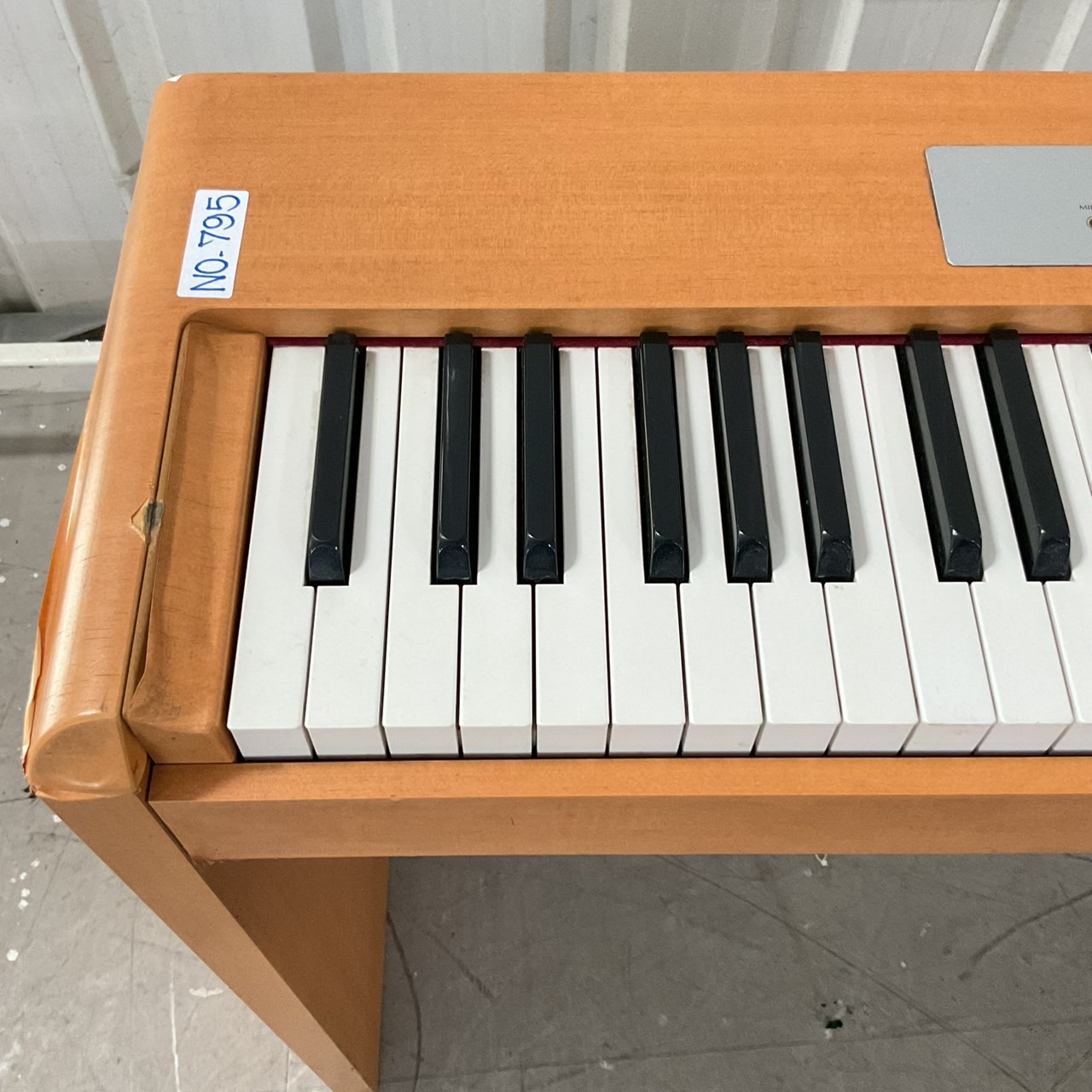 เปียโน ELEPLAN : EP-F300