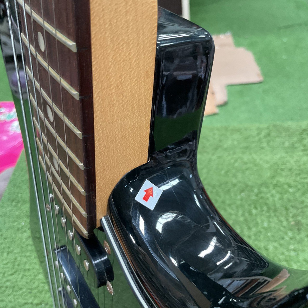 กีต้าร์ไฟฟ้า SELDER