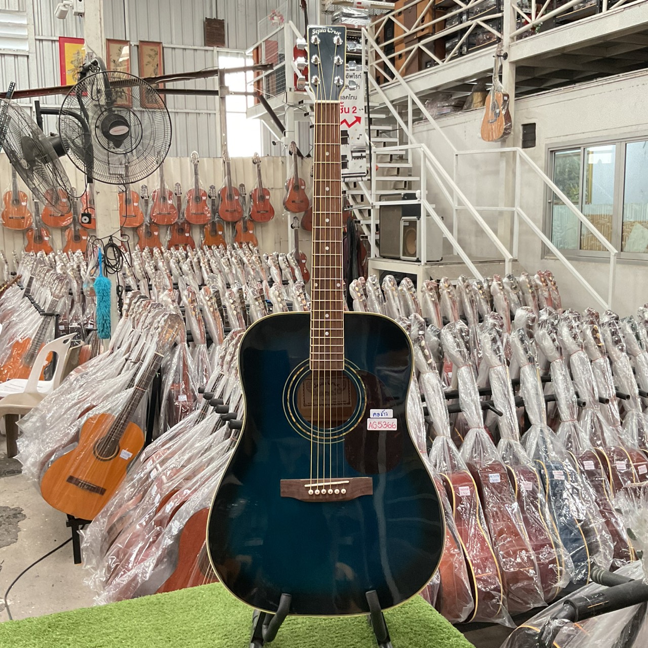 กีต้าร์โปร่ง Sepia Crue : W-170-BLS