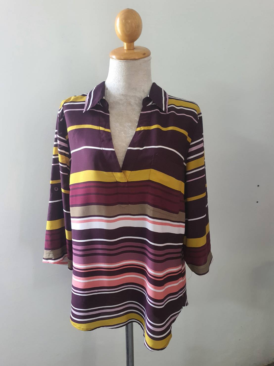 FF06432 เสื้อผ้ามือสอง ชีฟอง สีแดงเข้ม NEW YORK & COMPANY อก 44 นิ้ว