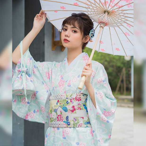 ชุดยูกาตะหญิง ญี่ปุ่น สีเขียวอ่อน 日本の浴衣 Japanese Women Yukata Light Green