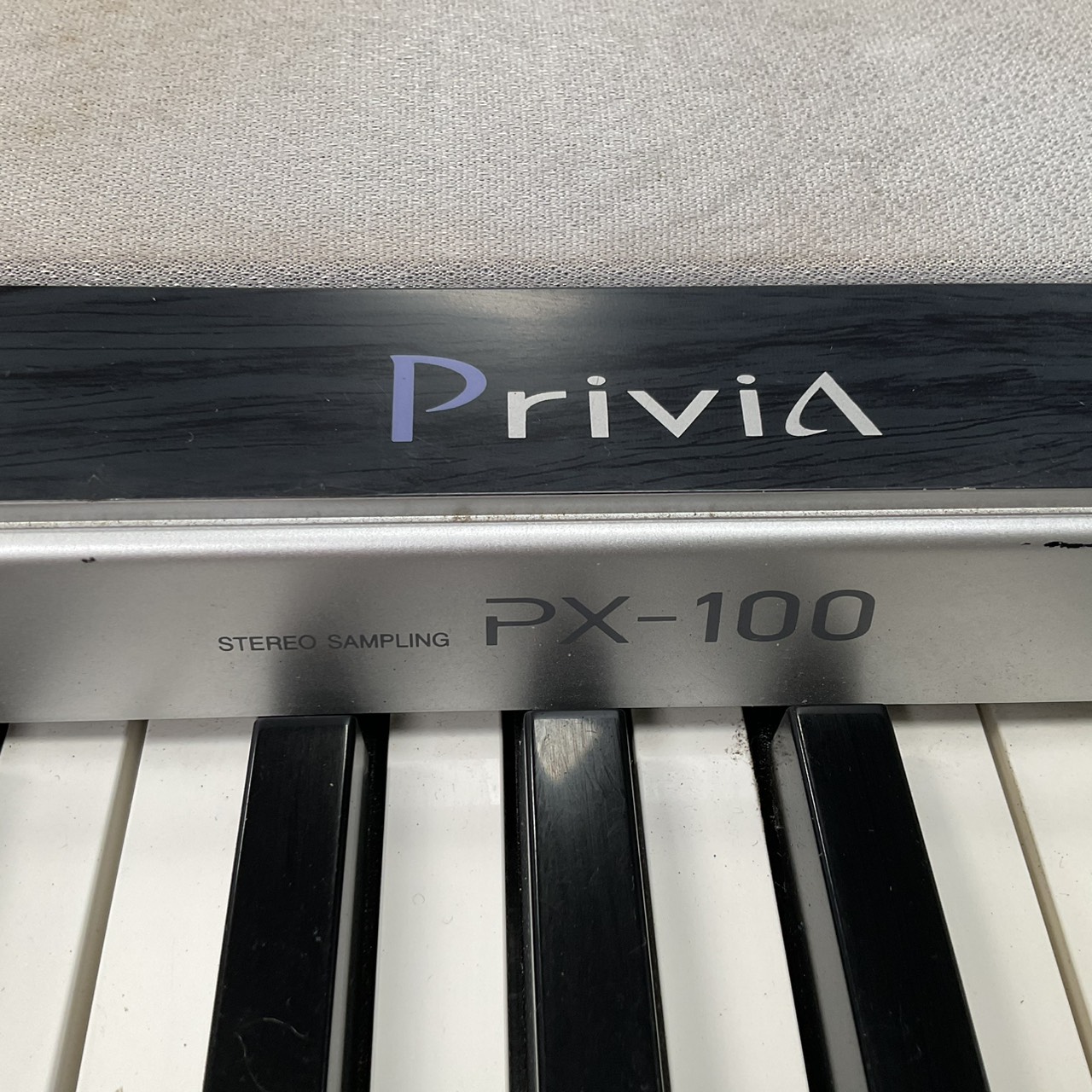 เปียโน CASIO : PX-100 สินค้าไม่พร้อมใช้งาน (ต้องซ่อม)