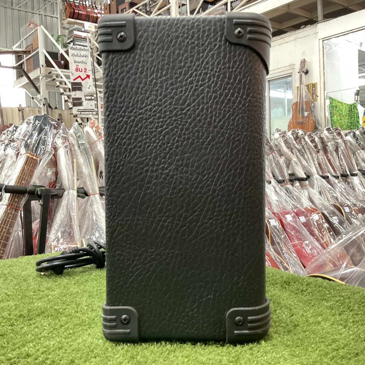 แอมป์กีต้าร์ behringer : ULTRACOUSTIC KT108 (KEYBOARD)