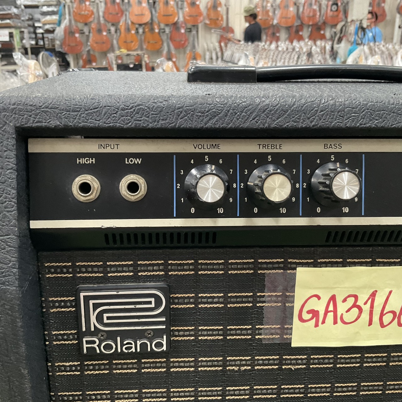 แอมป์กีต้าร์ Roland : GB-30