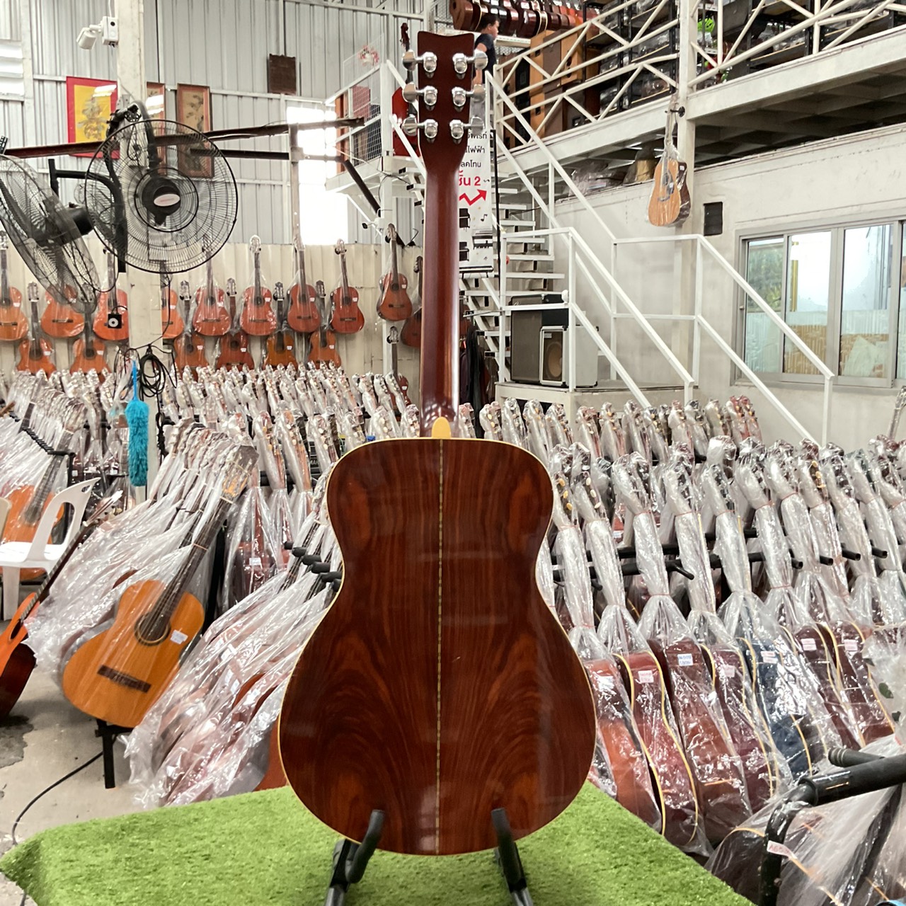 กีต้าร์โปร่ง YAMAHA : FG-252B