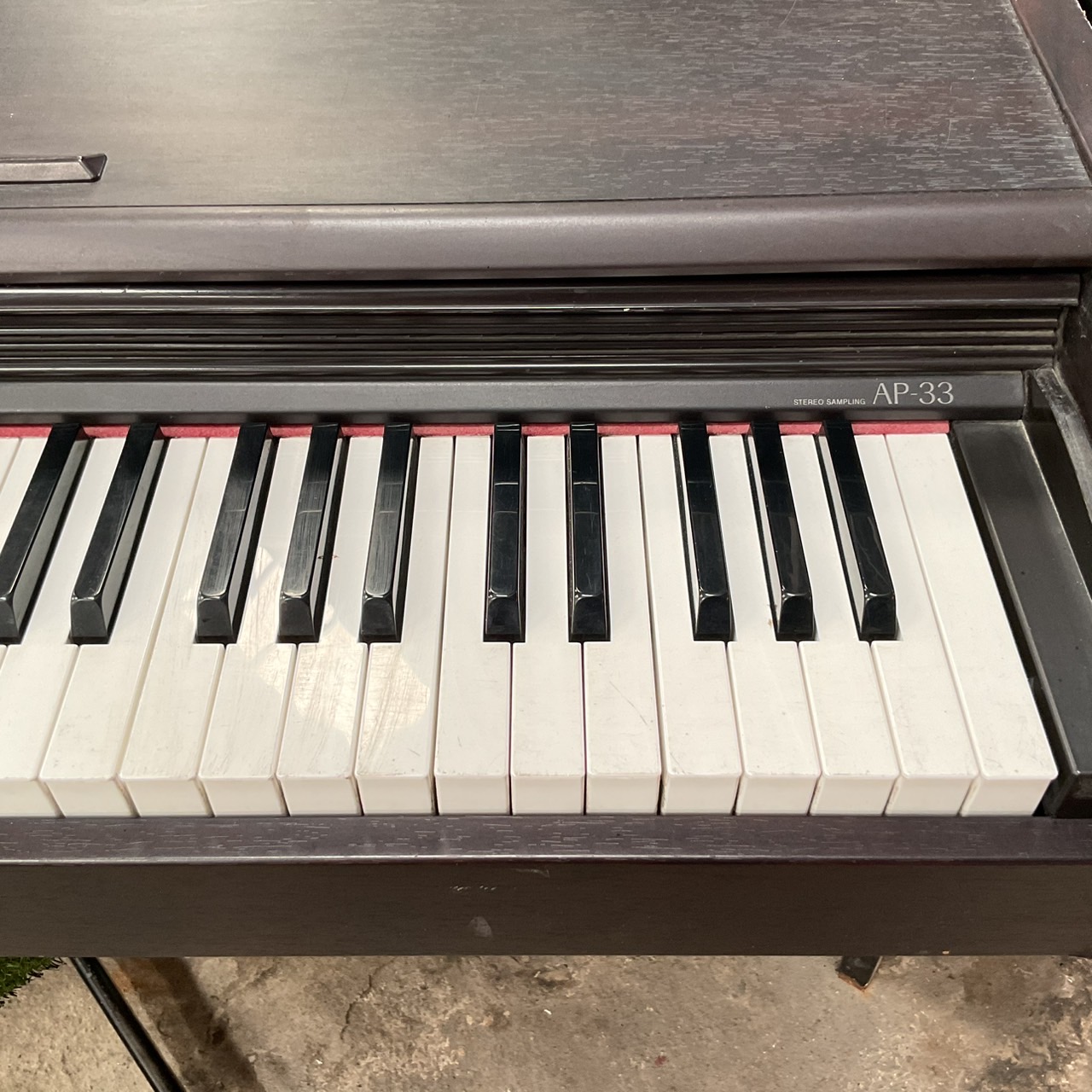 เปียโน CASIO : AP-33 สินค้าไม่พร้อมใช้งาน (ต้องซ่อม)